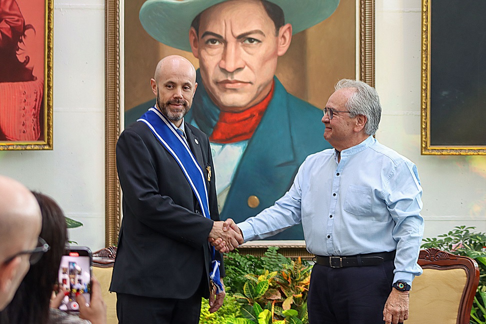 La suma de factores que hicieron que los hombres dejaran de usar sombrero