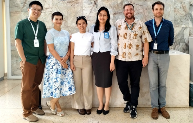 The French Agricultural Research Centre for International Development visits FAO RAP