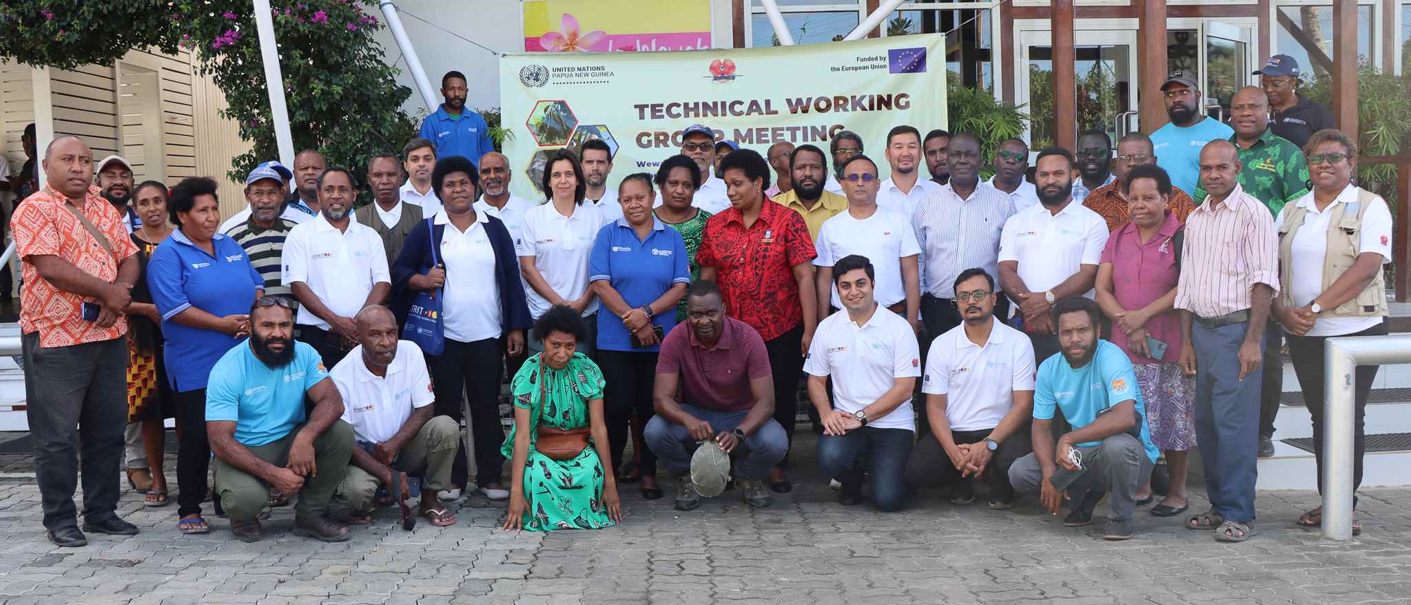 Officials and representatives from the EU-STREIT PNG's partners and stakeholders posing for a group photo.
