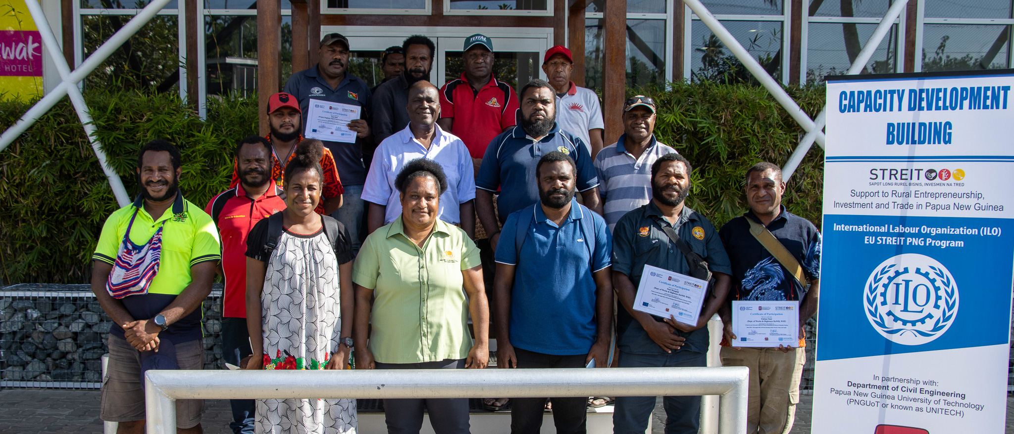 Government officers and private contractors attending the capacity building training organised by ILO under the EU-STREIT PNG Programme