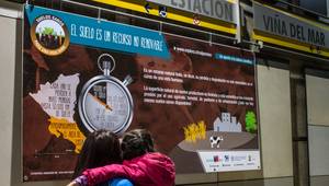 “Suelos sanos para una vida sana” | Metro exhibit in Valparaíso, Chile